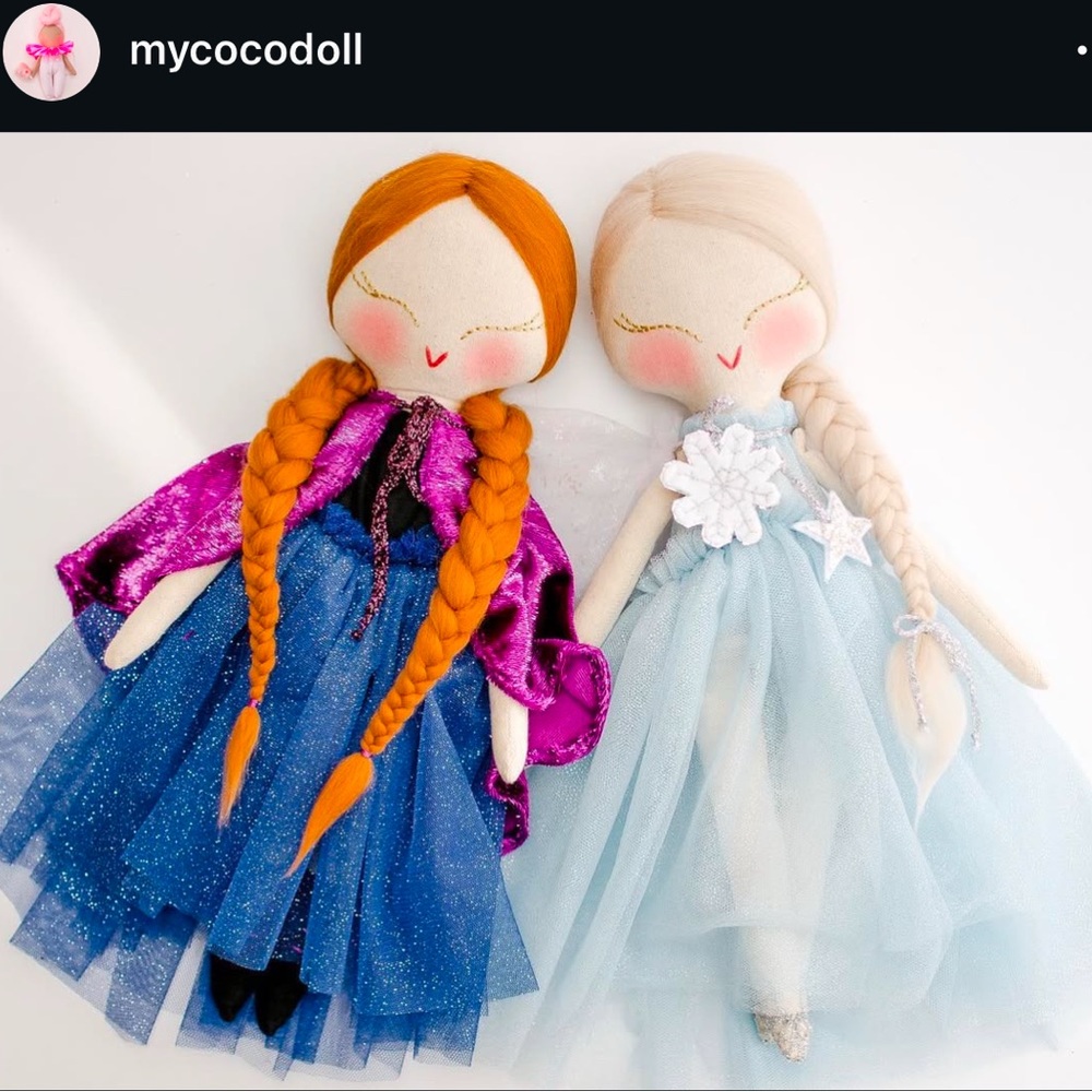 Gorgeous OOAK custom Anna & Elsa doll set